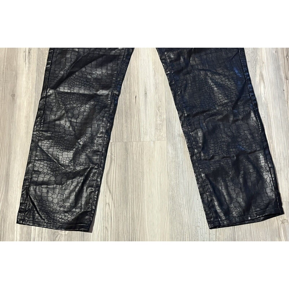 PrettyLittleThing Women’s Size 8 Black Coated  Croc Denim Straight Jeans - Picture 4 of 10